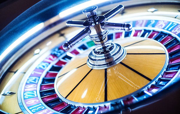 Cash Out interface showing live bet settlement options
