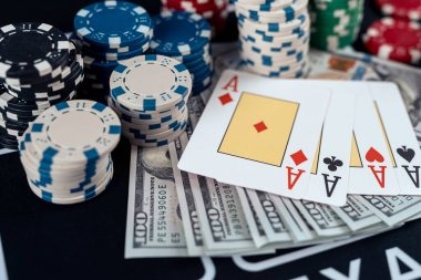 Lightning Baccarat live dealer table view on lunar 778
